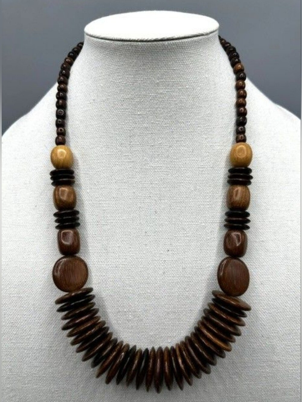 Vintage Chunky Wood Necklace 24 Inches